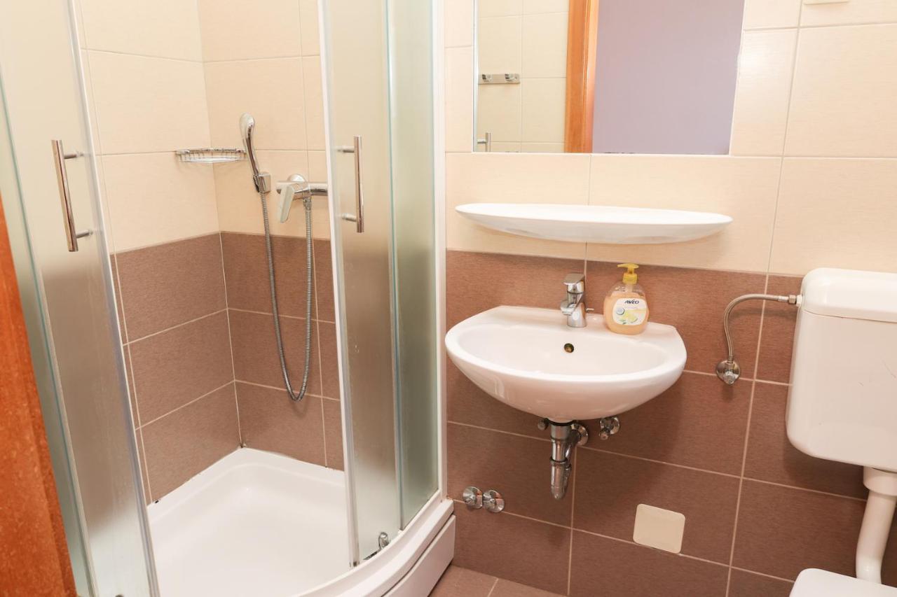 Hi Hostel זאדאר מראה חיצוני תמונה